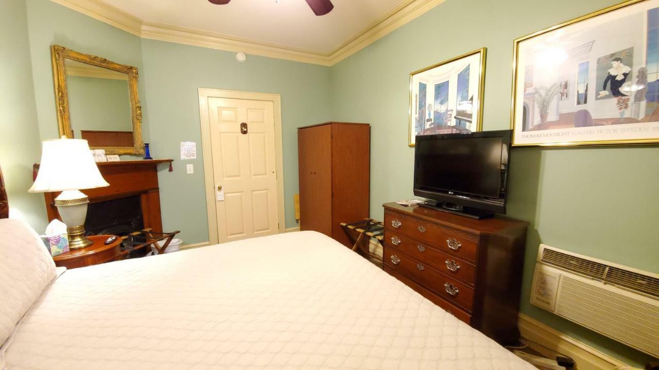 Lions Inn Bed & Breakfast Новый Орлеан Экстерьер фото